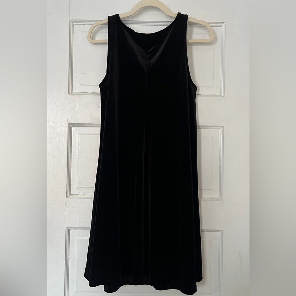Elegant Black Velvet Dress